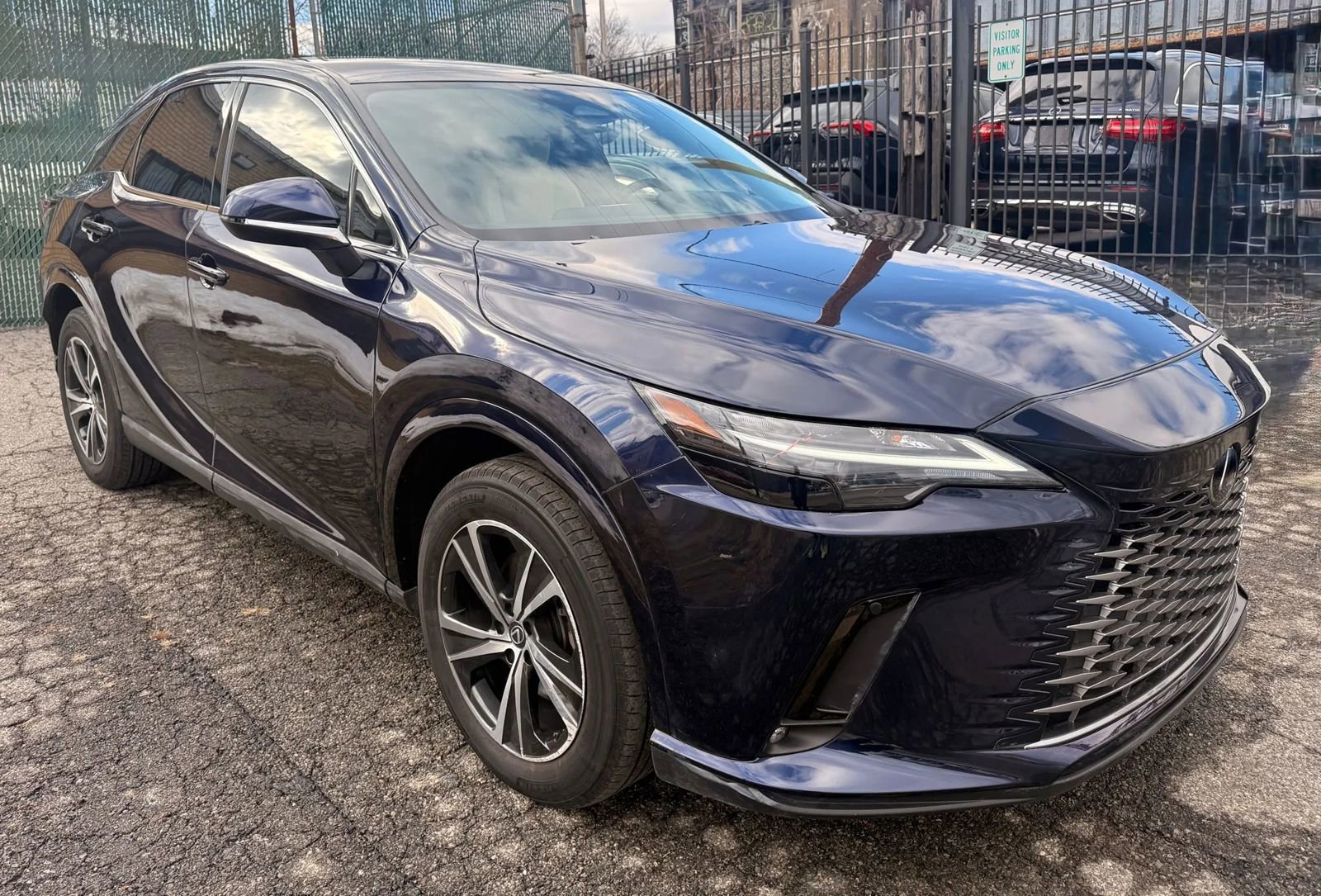 Used 2024 Lexus RX 350 FWD w/ Technology Package image 3