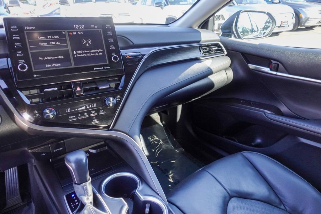 Used 2023 Toyota Camry XLE image 23