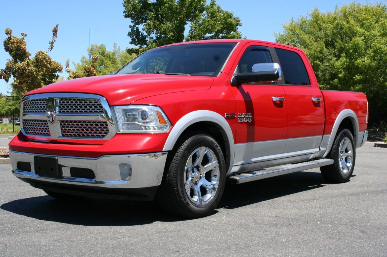 Used 2014 RAM 1500 Laramie RWD image 8