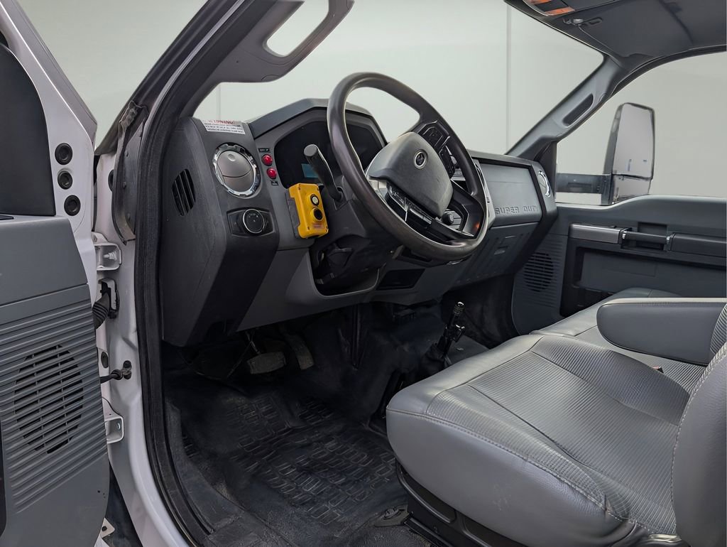 Used 2022 Ford F650 2WD Regular Cab Super Duty image 11