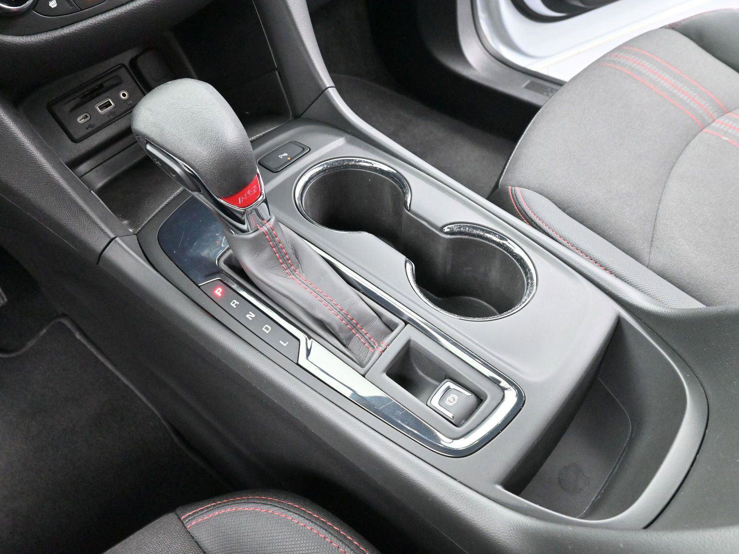 Used 2023 Chevrolet Equinox RS image 25