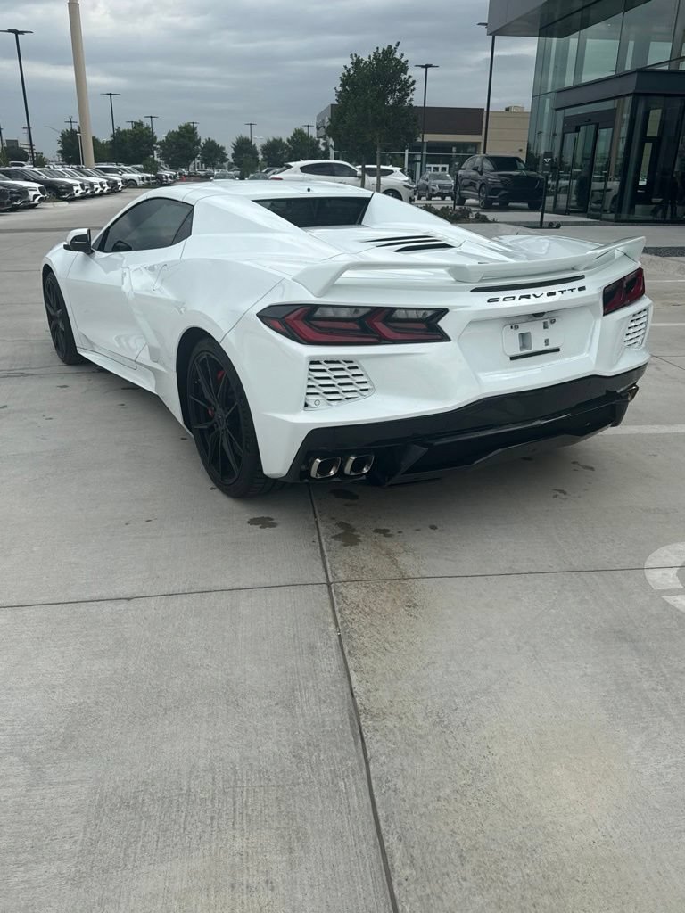 Used 2022 Chevrolet Corvette Stingray Premium Conv w/ Z51 Performance Package RWD image 6