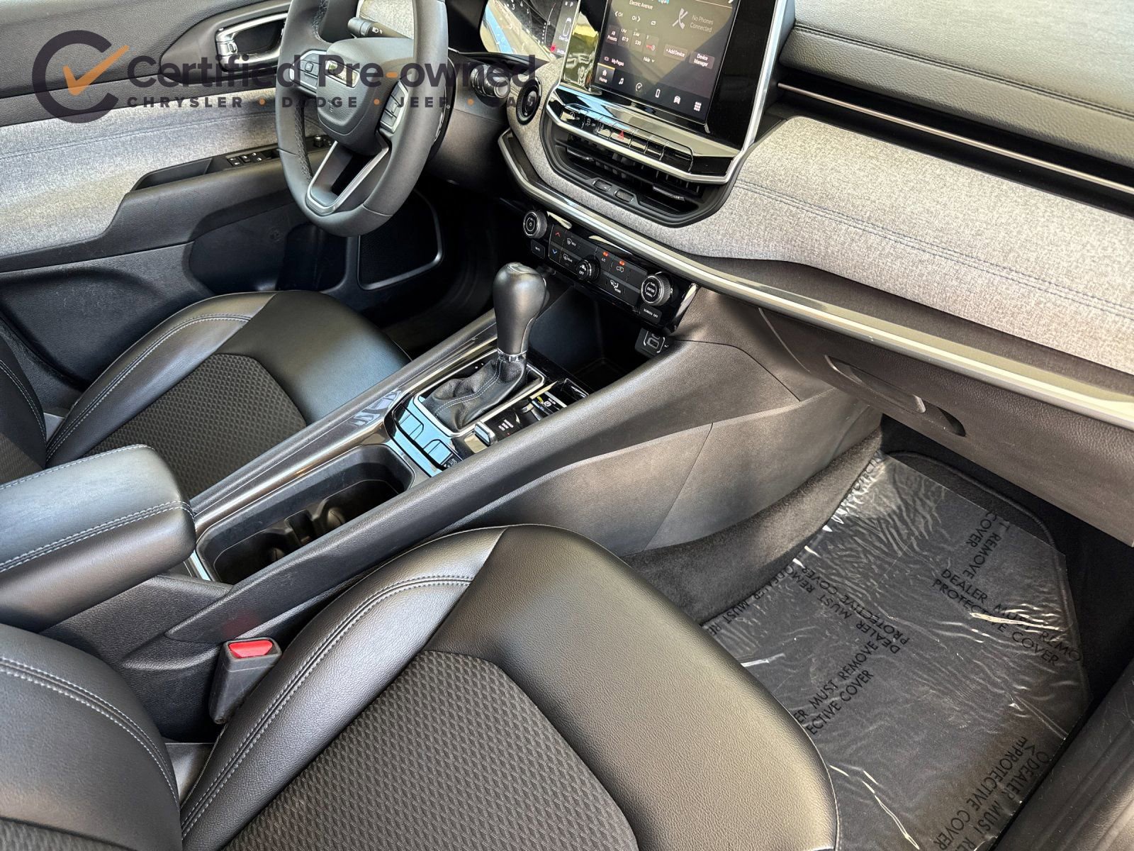 Certified 2022 Jeep Compass Latitude image 16