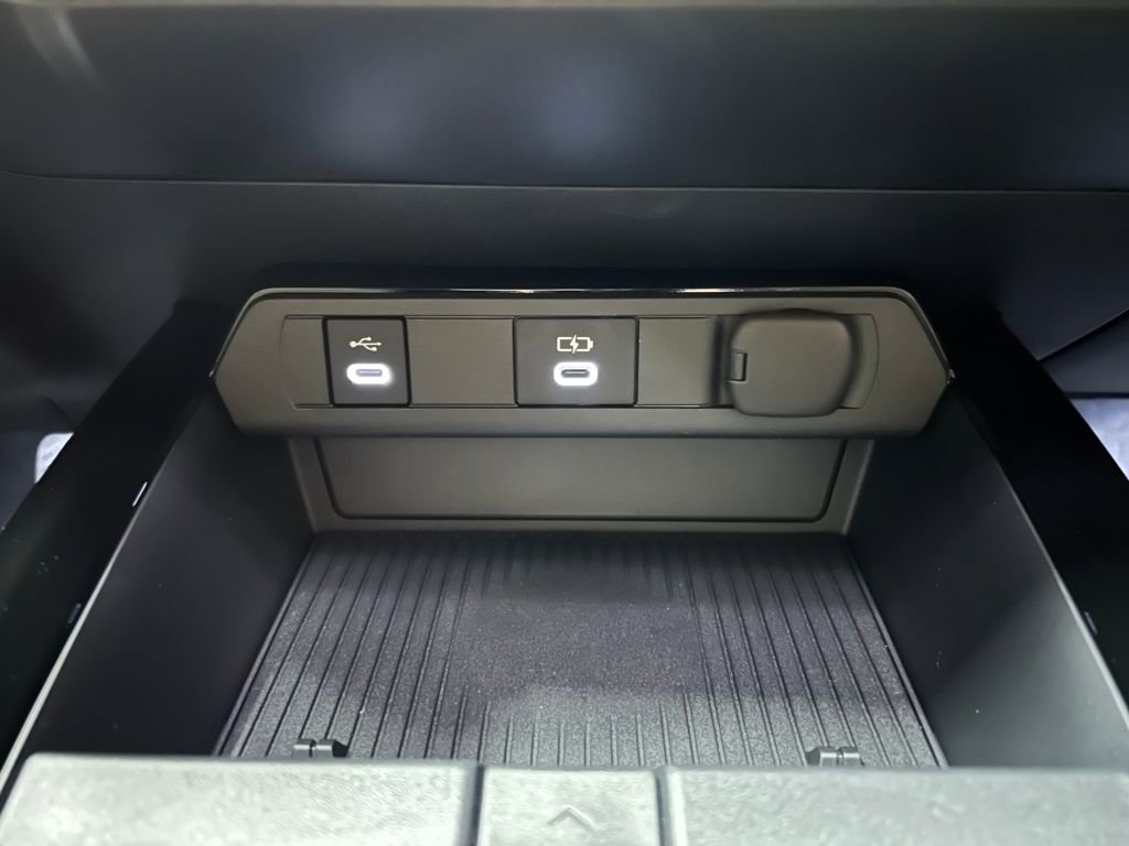 New 2026 Toyota Prius Plug-In Hybrid image 24