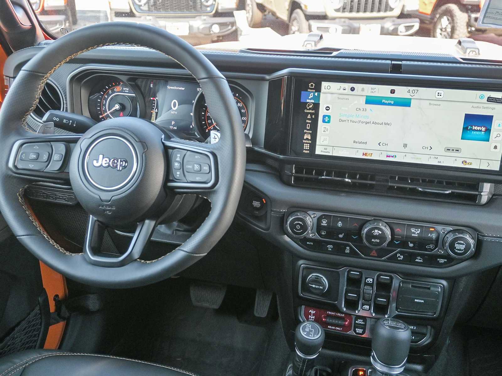 New 2025 Jeep Wrangler Unlimited Rubicon 392 image 17