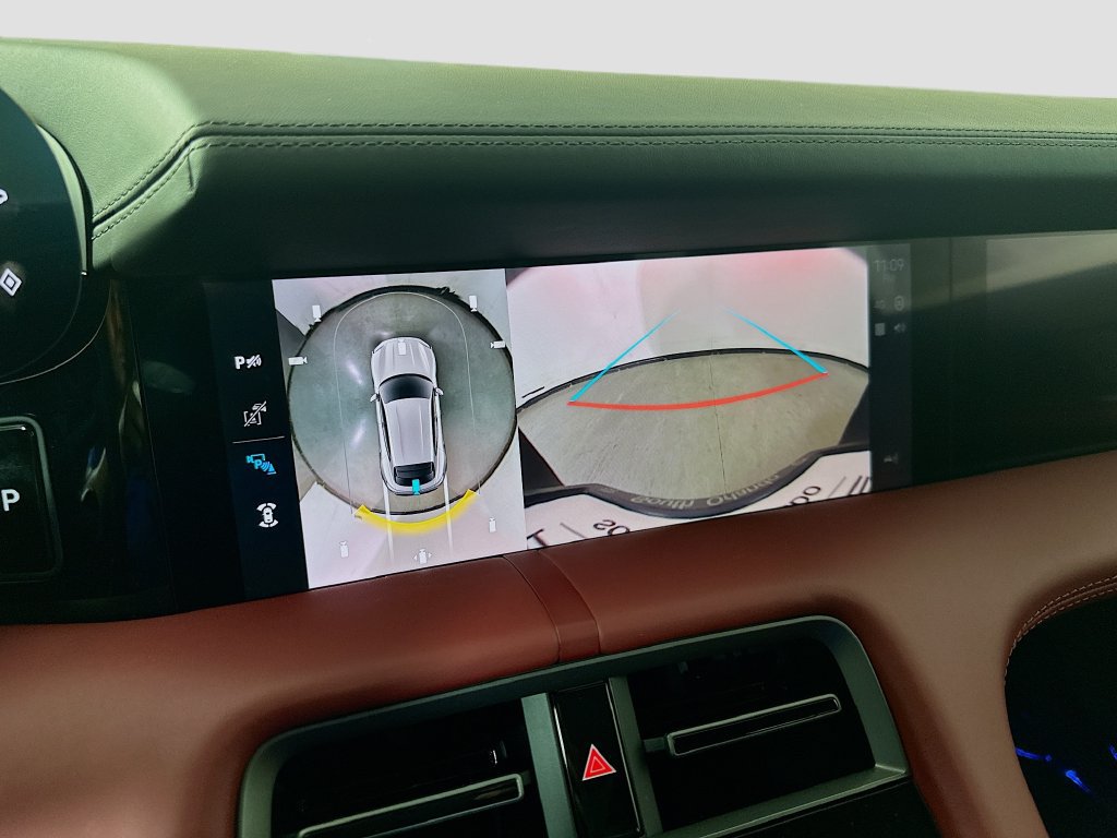 New 2026 Porsche Taycan 4S AWD/4WD image 17