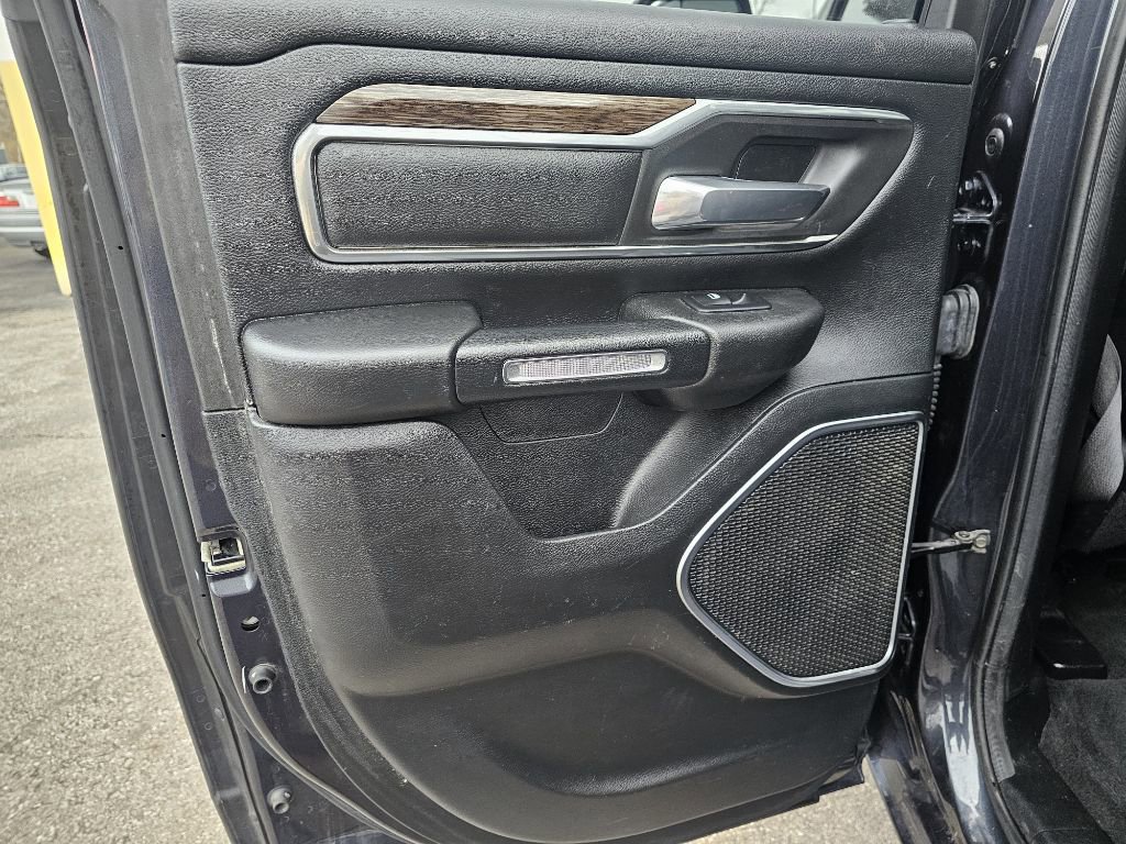 Used 2019 RAM 1500 Laramie image 28