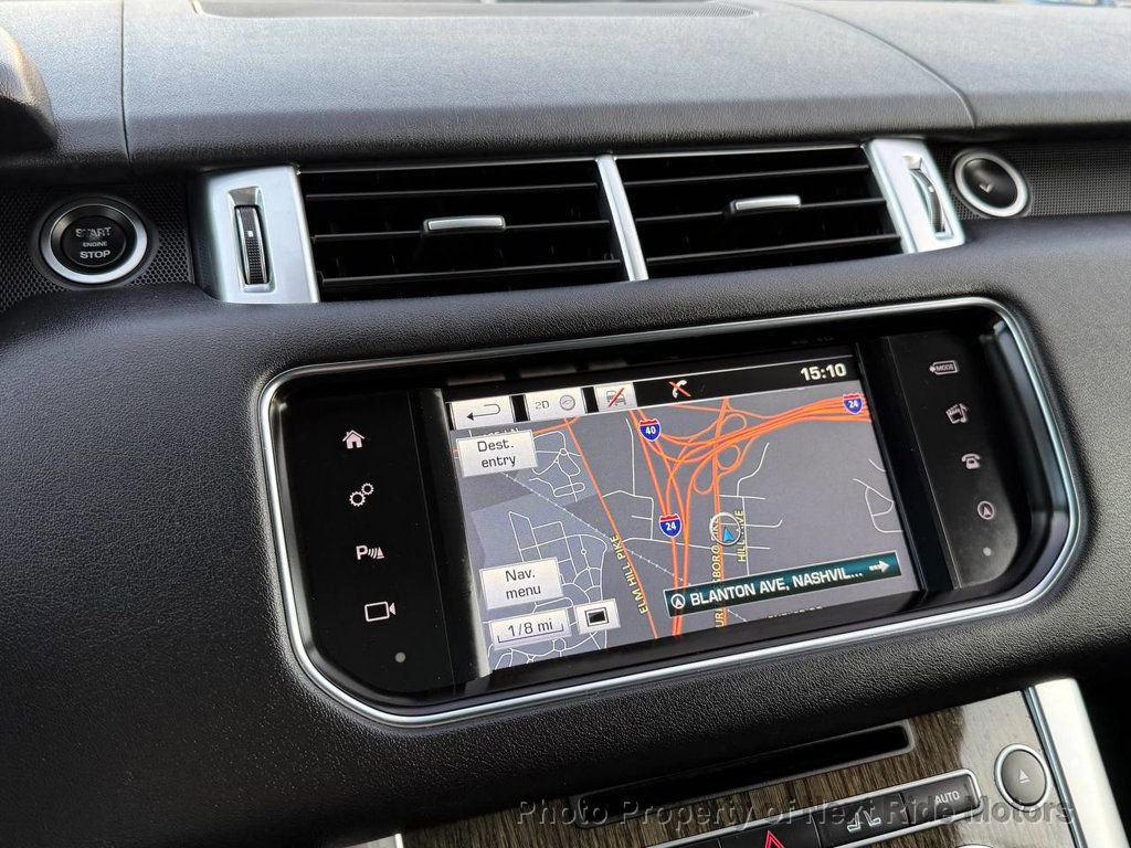 Used 2016 Land Rover Range Rover Sport SE image 22