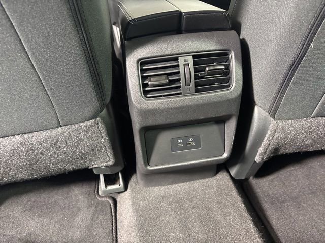 Used 2023 Nissan Rogue SV AWD/4WD image 27