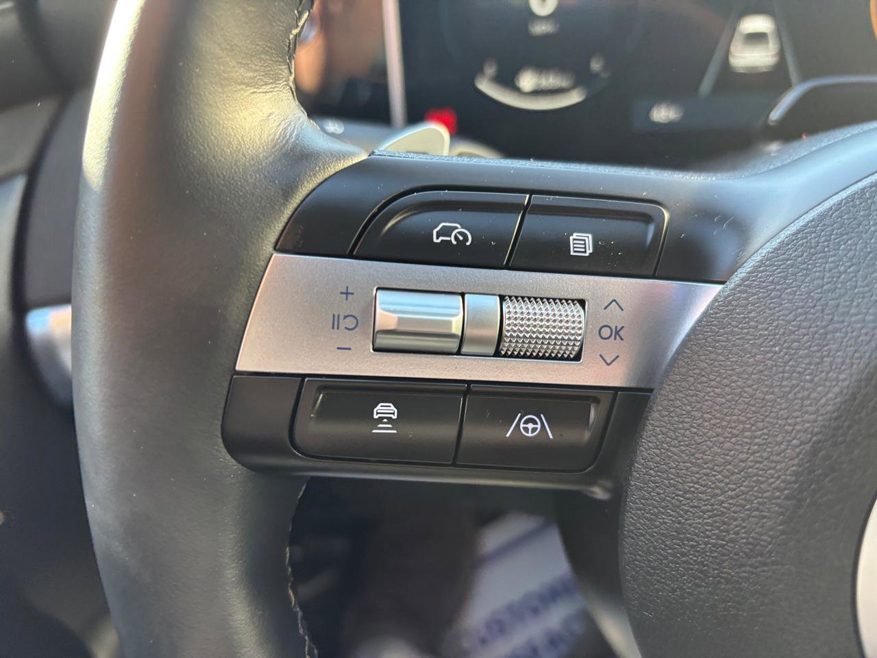 Used 2025 Hyundai Santa Cruz Limited image 17