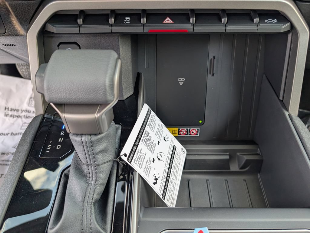 New 2026 Toyota Tundra Limited AWD/4WD image 19