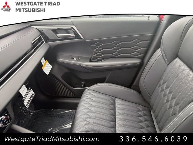 New 2026 Mitsubishi Outlander SEL FWD image 13