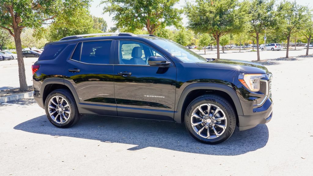 New 2026 GMC Terrain Elevation w/ Elevation Premium Package AWD/4WD image 6