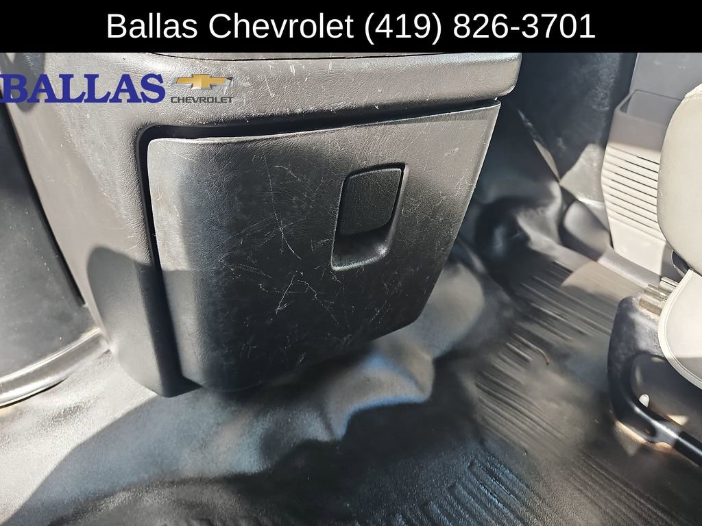 Used 2017 Chevrolet Express 2500 image 21