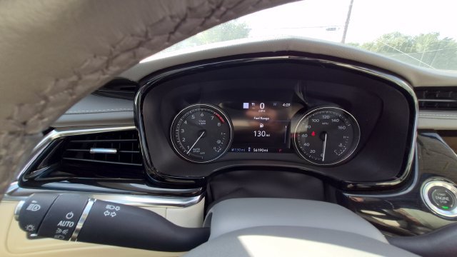 Used 2020 Cadillac XT6 Premium Luxury FWD image 30
