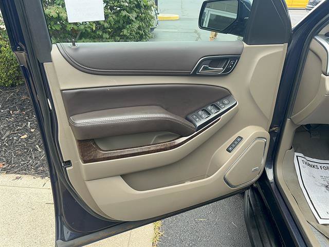 Used 2017 Chevrolet Tahoe LT w/ Luxury Package AWD/4WD image 20