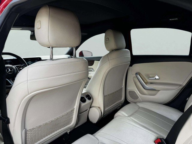Used 2019 Mercedes-Benz A 220 image 38