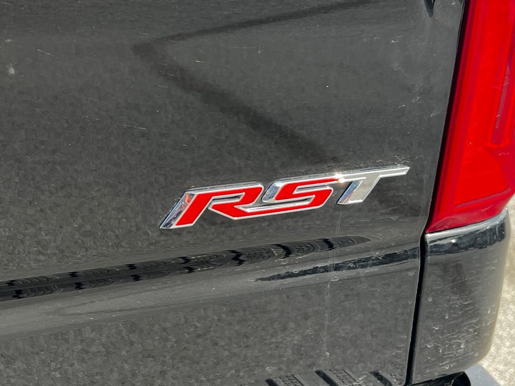 Used 2026 Chevrolet Silverado 1500 RST AWD/4WD image 17