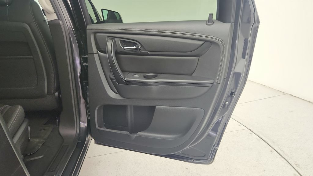 Used 2015 GMC Acadia SLE FWD image 27