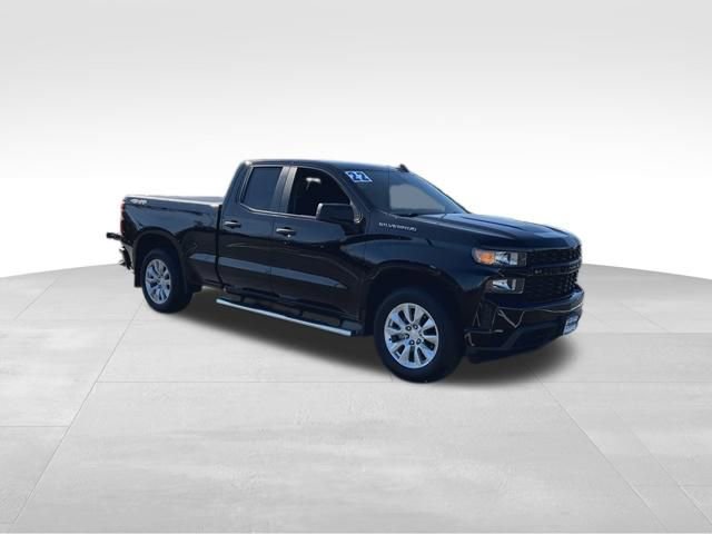 Certified 2022 Chevrolet Silverado 1500 Custom image 2