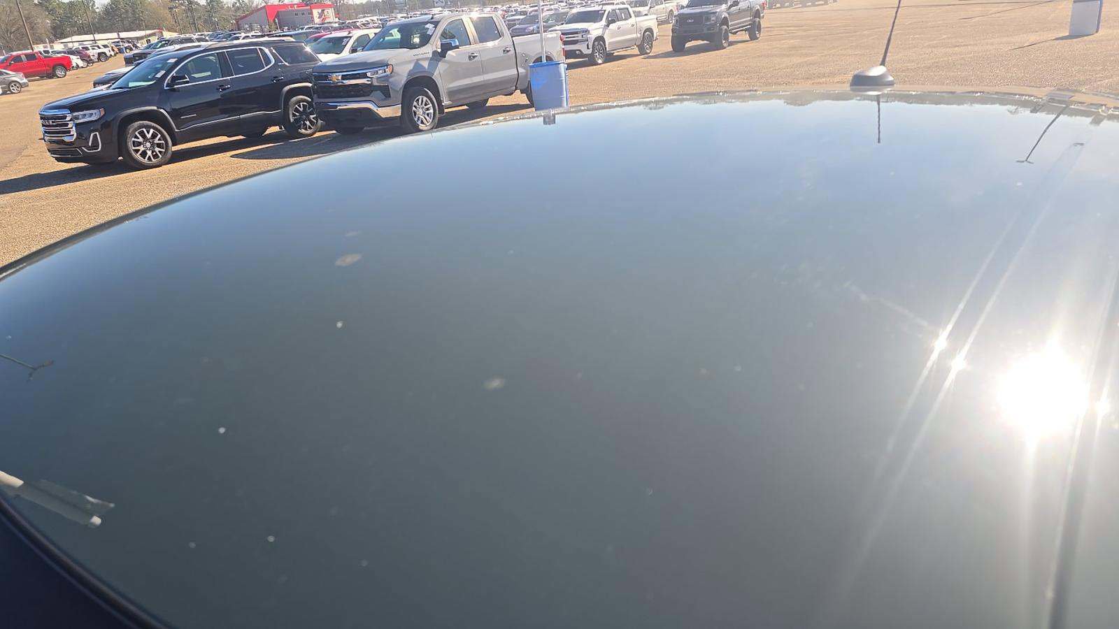 Used 2025 Chevrolet Trax LS w/ LS Convenience Package image 19