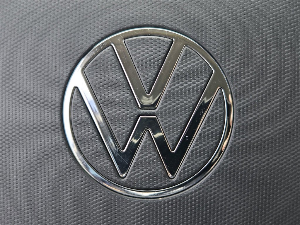 Used 2022 Volkswagen Tiguan S image 31