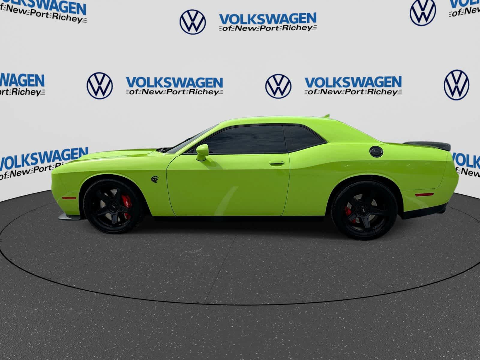 Used 2023 Dodge Challenger SRT Hellcat w/ Driver Convenience Group RWD image 11