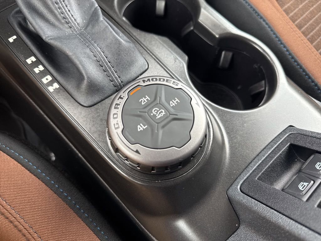 Used 2023 Ford Bronco Outer Banks image 21