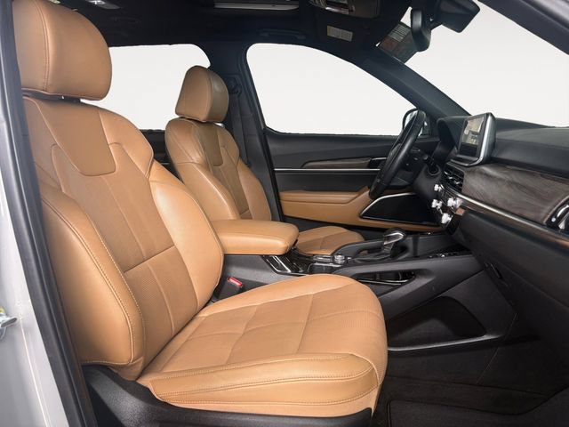 Certified 2022 Kia Telluride SX w/ Nightfall Edition Package AWD/4WD image 13