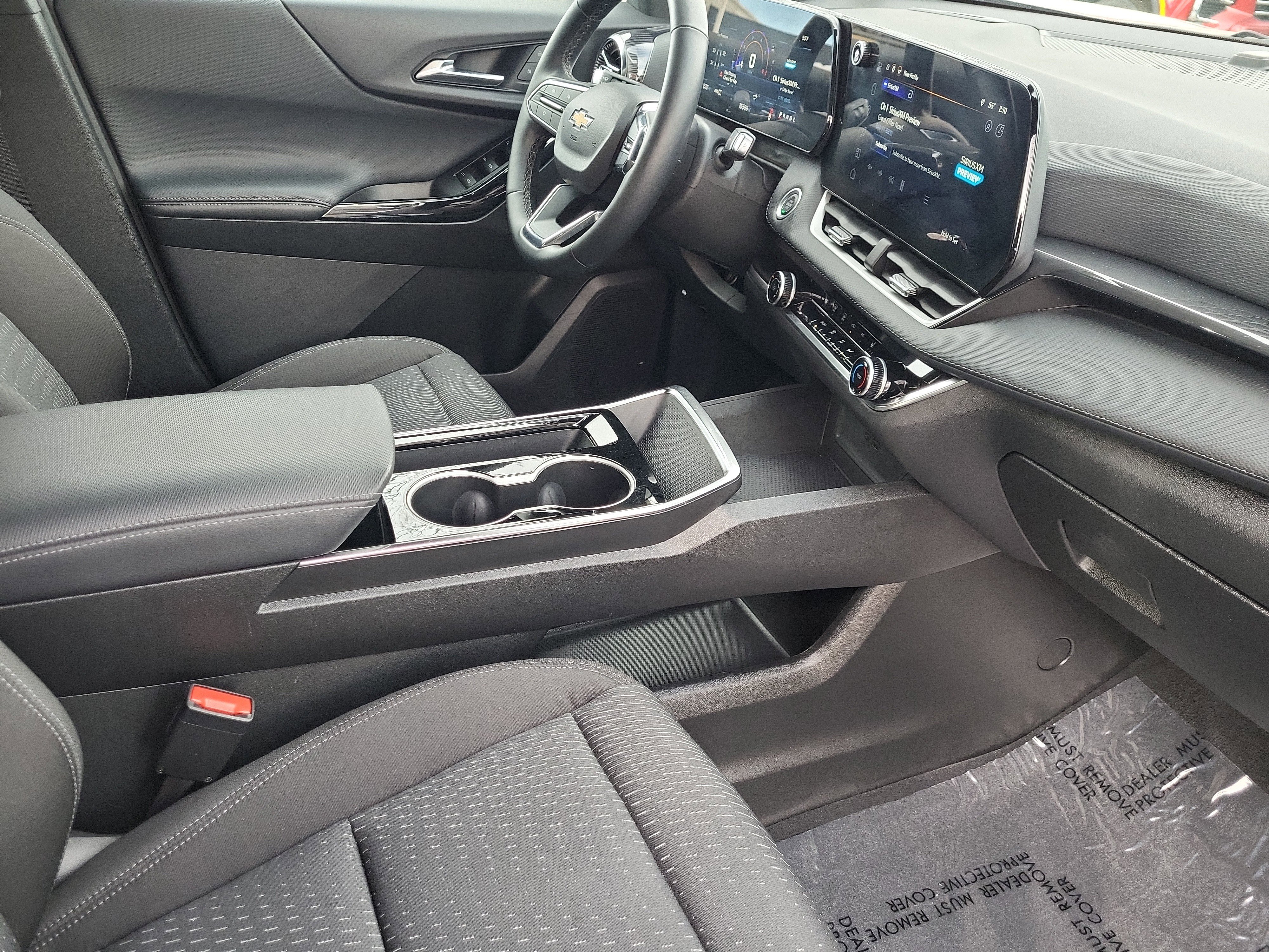 Certified 2025 Chevrolet Equinox LT w/ Safety and Technology Package image 19