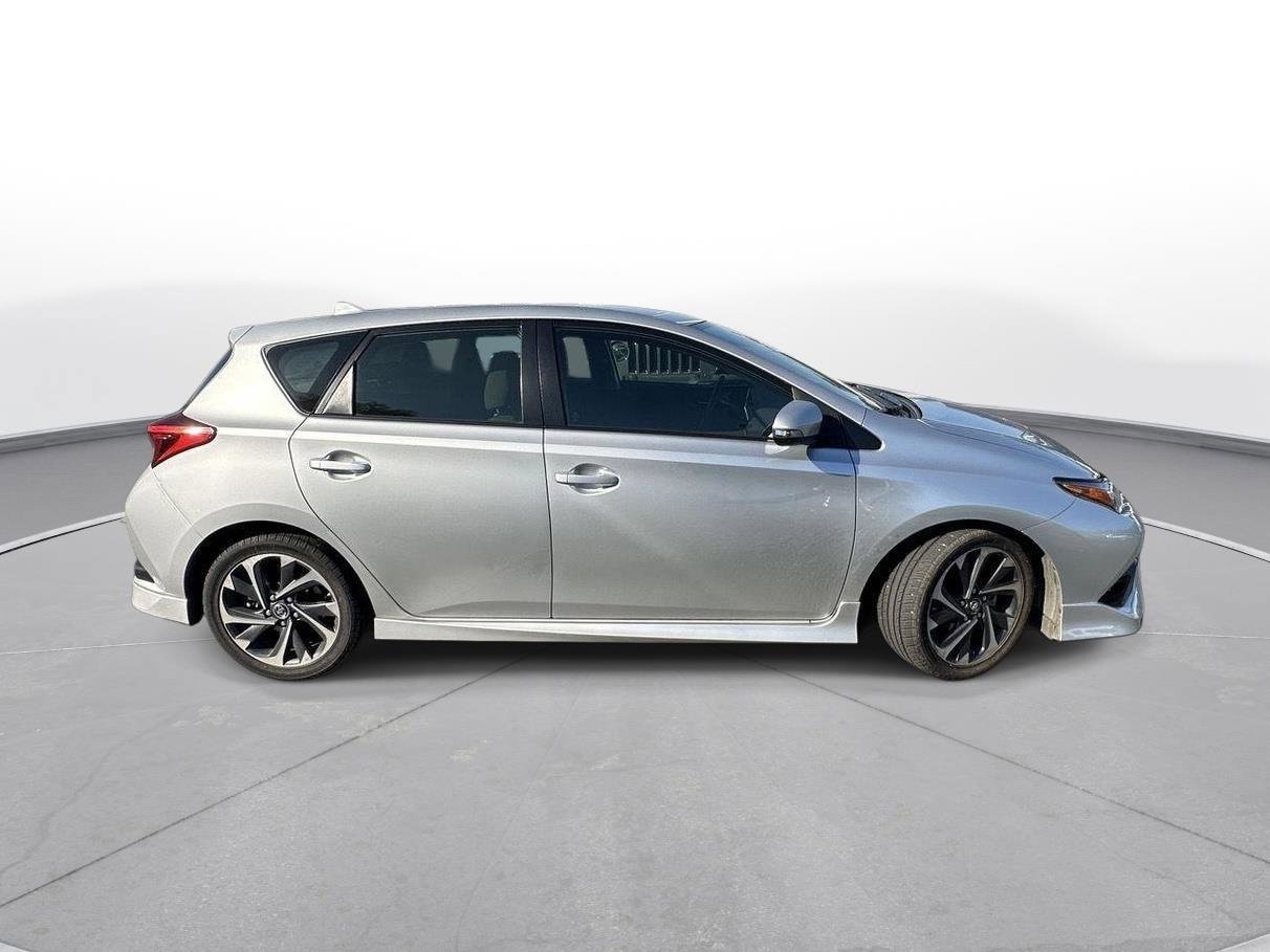 Used 2018 Toyota Corolla iM image 5