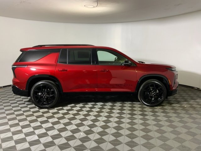 New 2026 Chevrolet Traverse RS w/ LPO, Floor Liner Package image 4