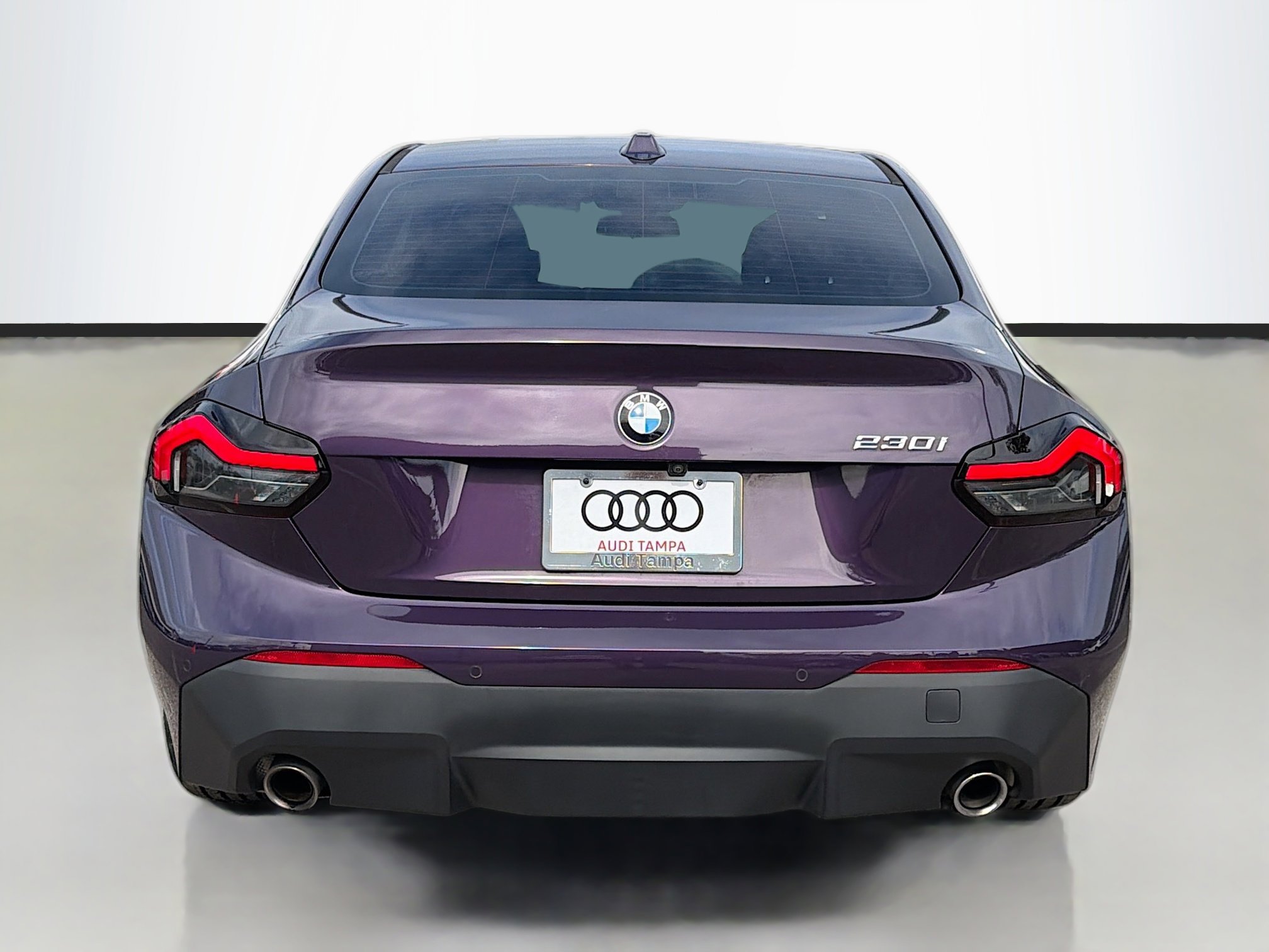 Used 2023 BMW 230i 230i w/ Convenience Package image 4