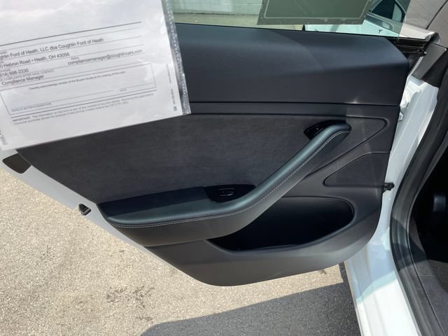 Used 2019 Tesla Model 3 Mid Range RWD image 31
