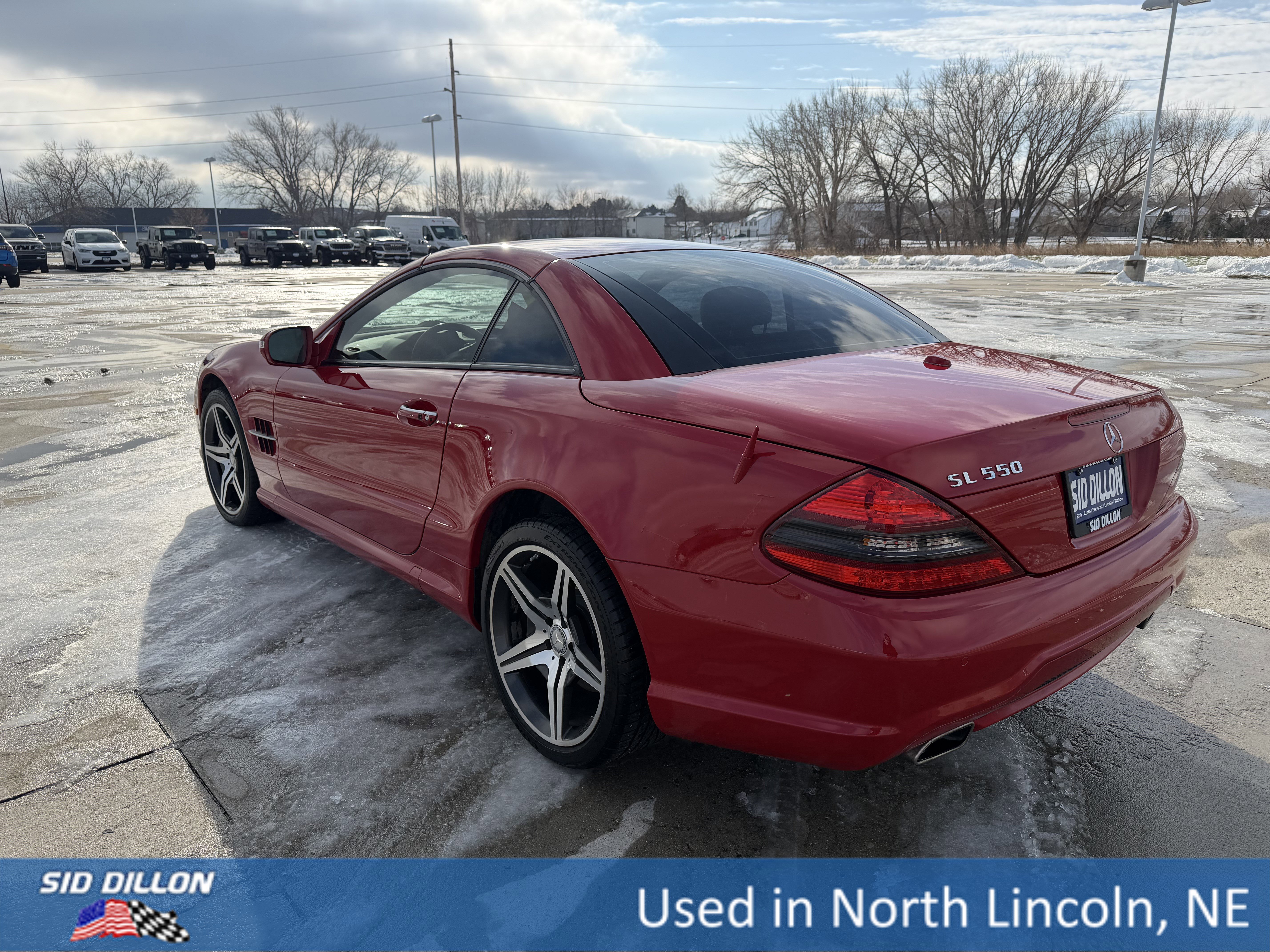 Used 2011 Mercedes-Benz SL 550 image 7