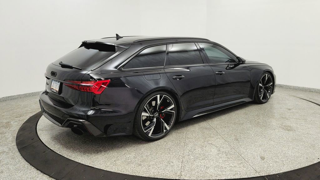Used 2021 Audi RS 6 AWD/4WD image 5