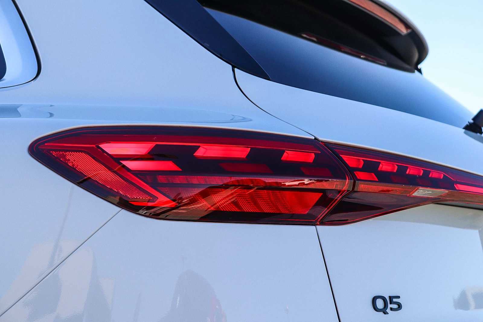 New 2025 Audi Q5 Premium Plus image 12