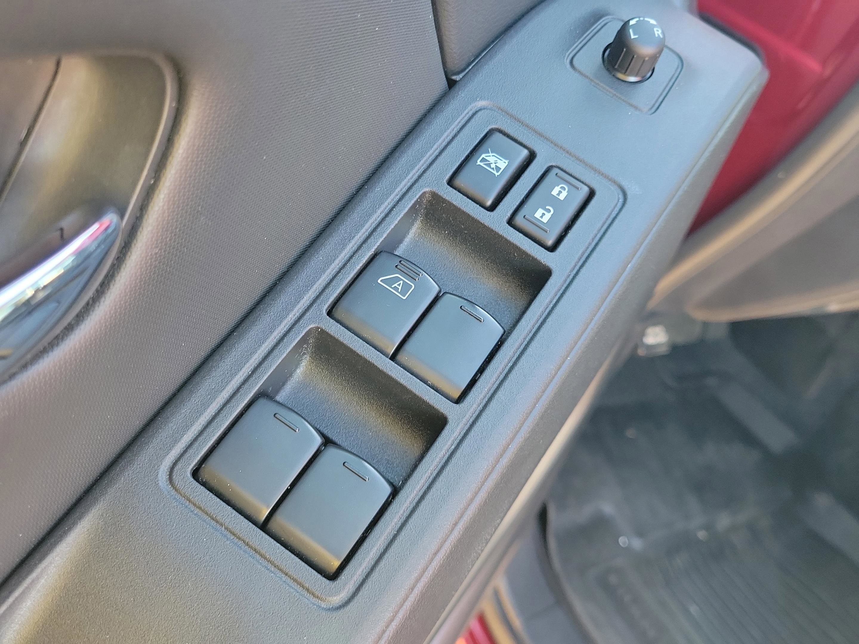 Certified 2023 Nissan Frontier SV w/ SV Convenience Package image 20