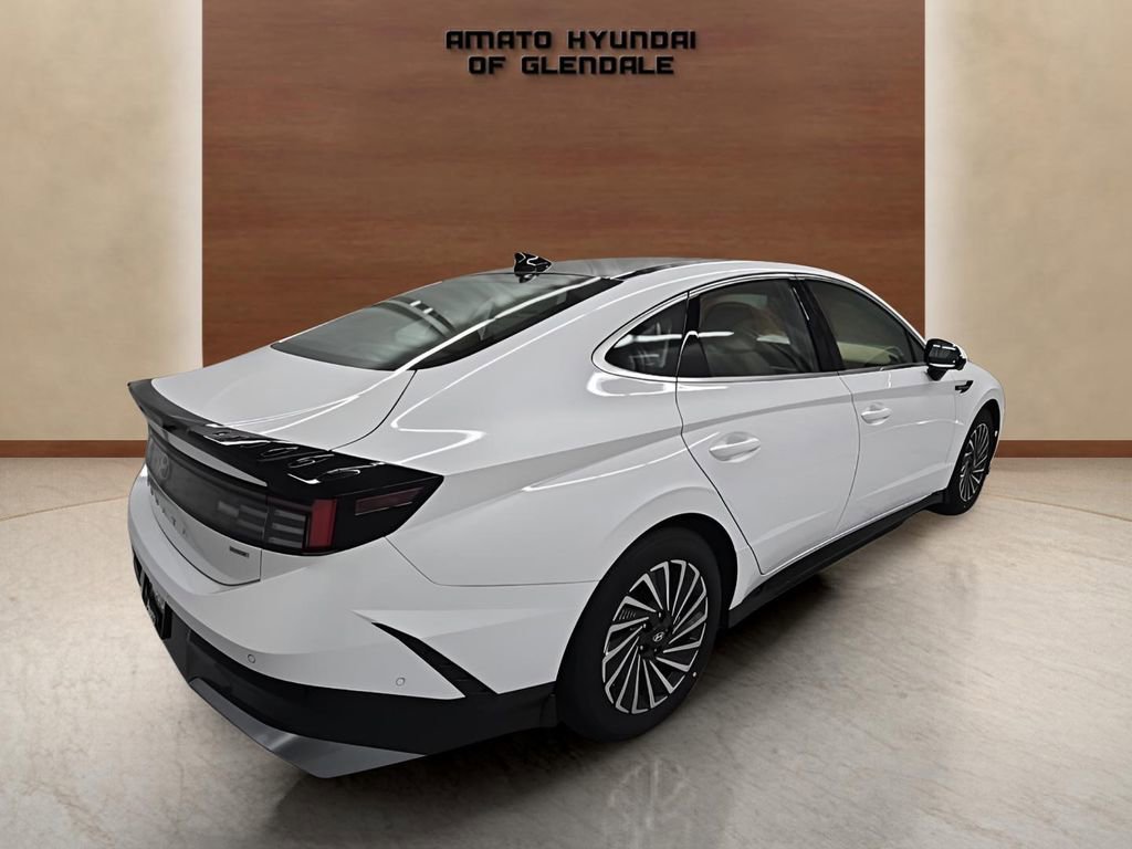 New 2026 Hyundai Sonata Limited FWD image 6