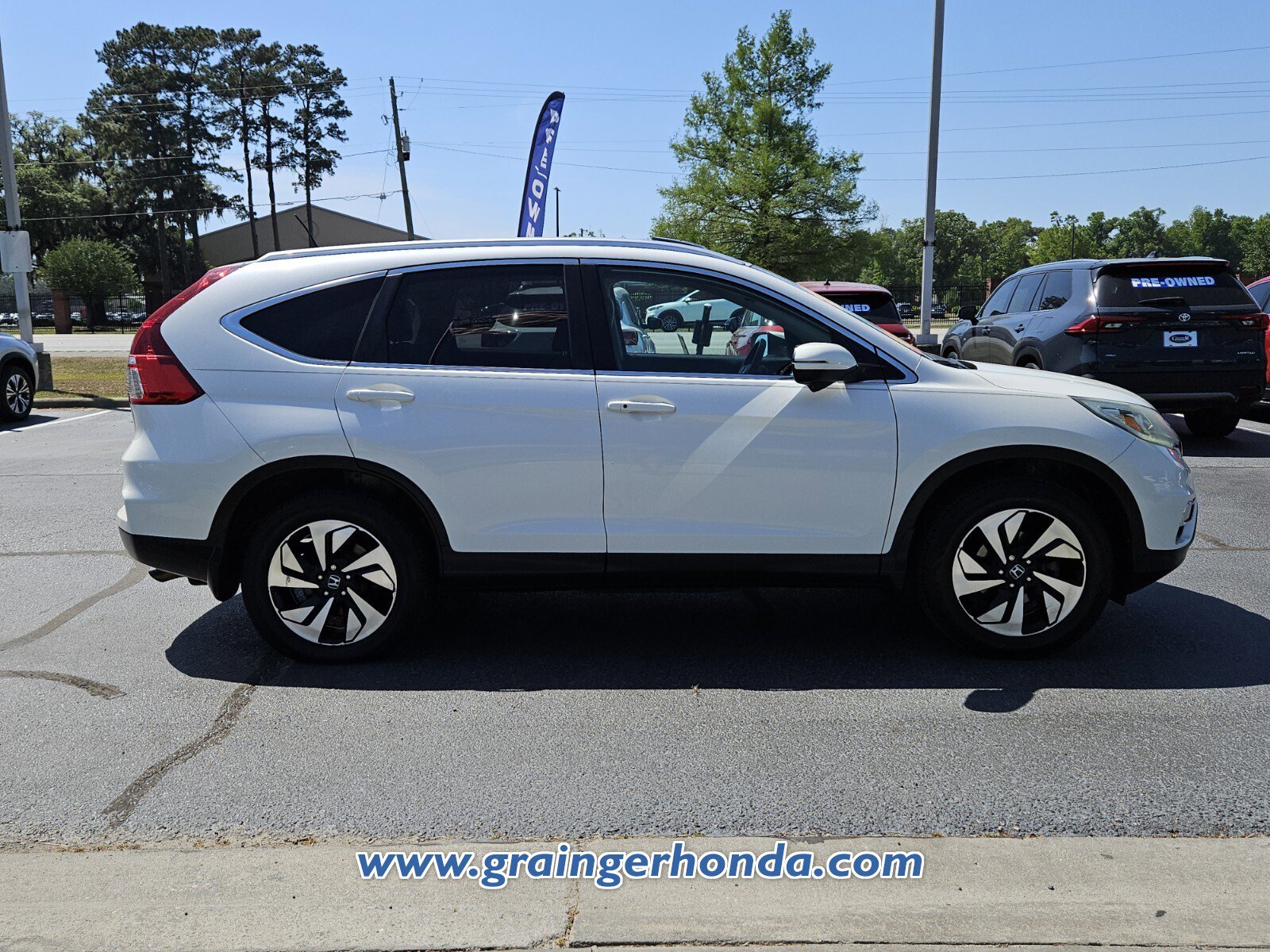 Used 2015 Honda CR-V Touring image 6