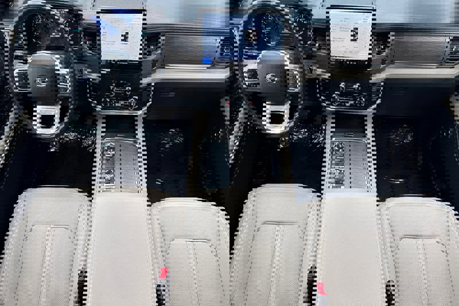 Used 2024 Ford Expedition Max Limited image 3