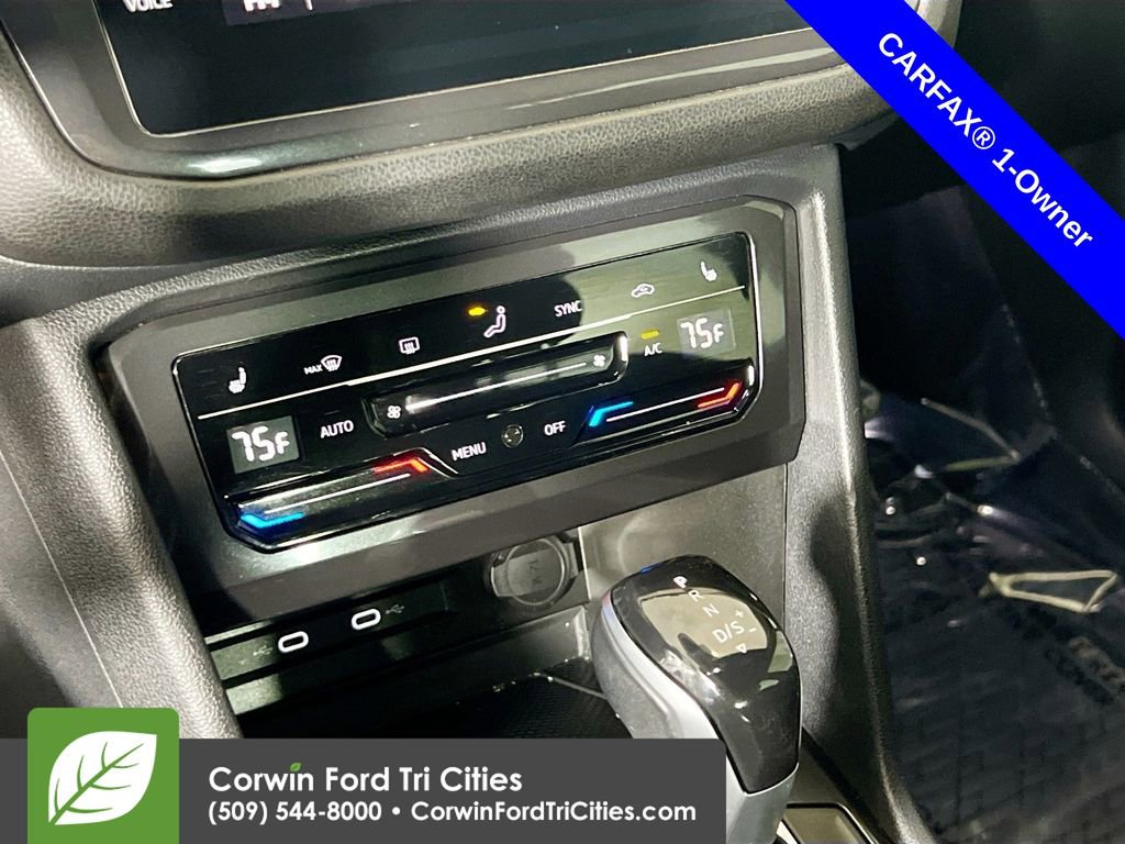 Used 2022 Volkswagen Tiguan SE R-Line image 9