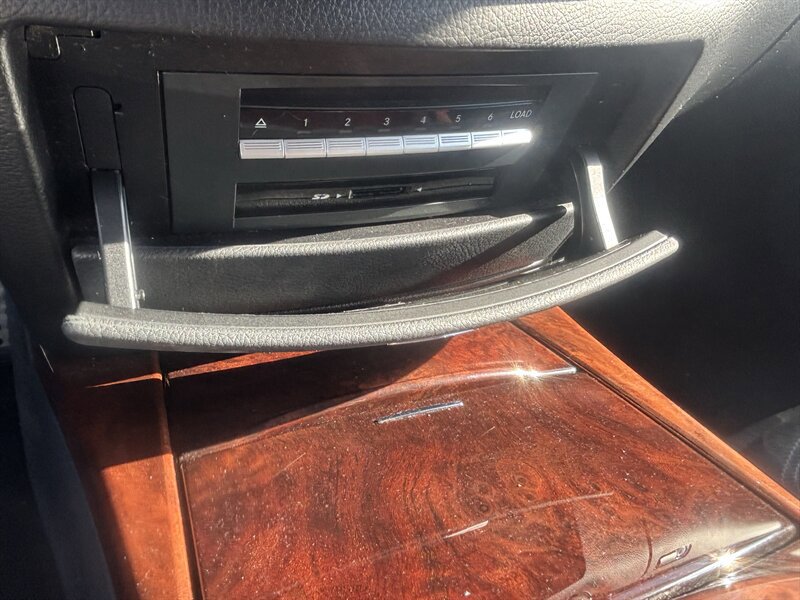 Used 2012 Mercedes-Benz S 550 image 31