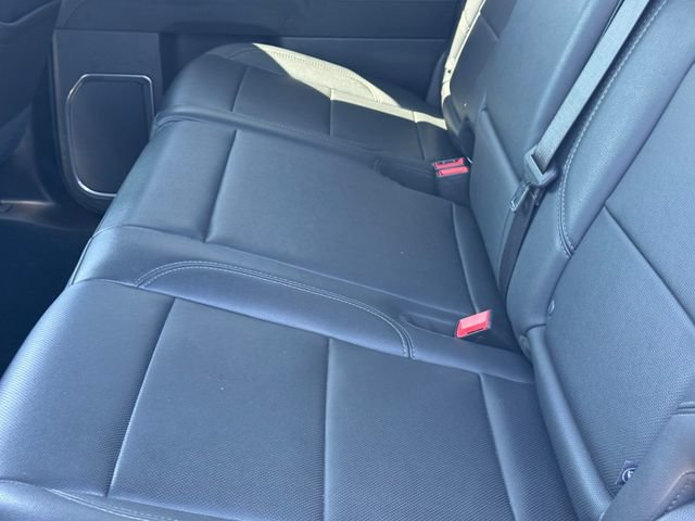 Certified 2025 GMC Sierra 1500 SLT RWD image 10