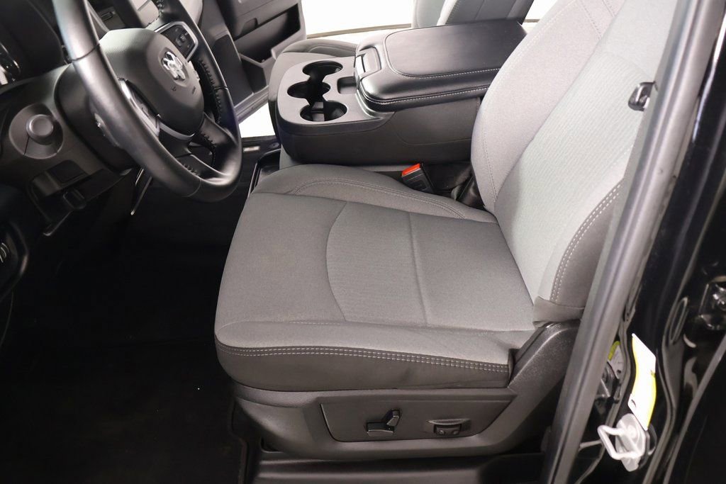 Used 2024 RAM 2500 Big Horn w/ Bed Utility Group image 10