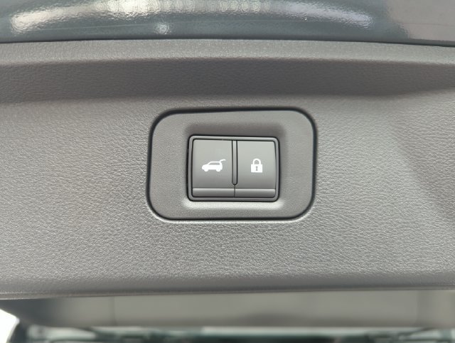 New 2026 Nissan Armada SL w/ Captain's Chari Seat Package AWD/4WD image 21