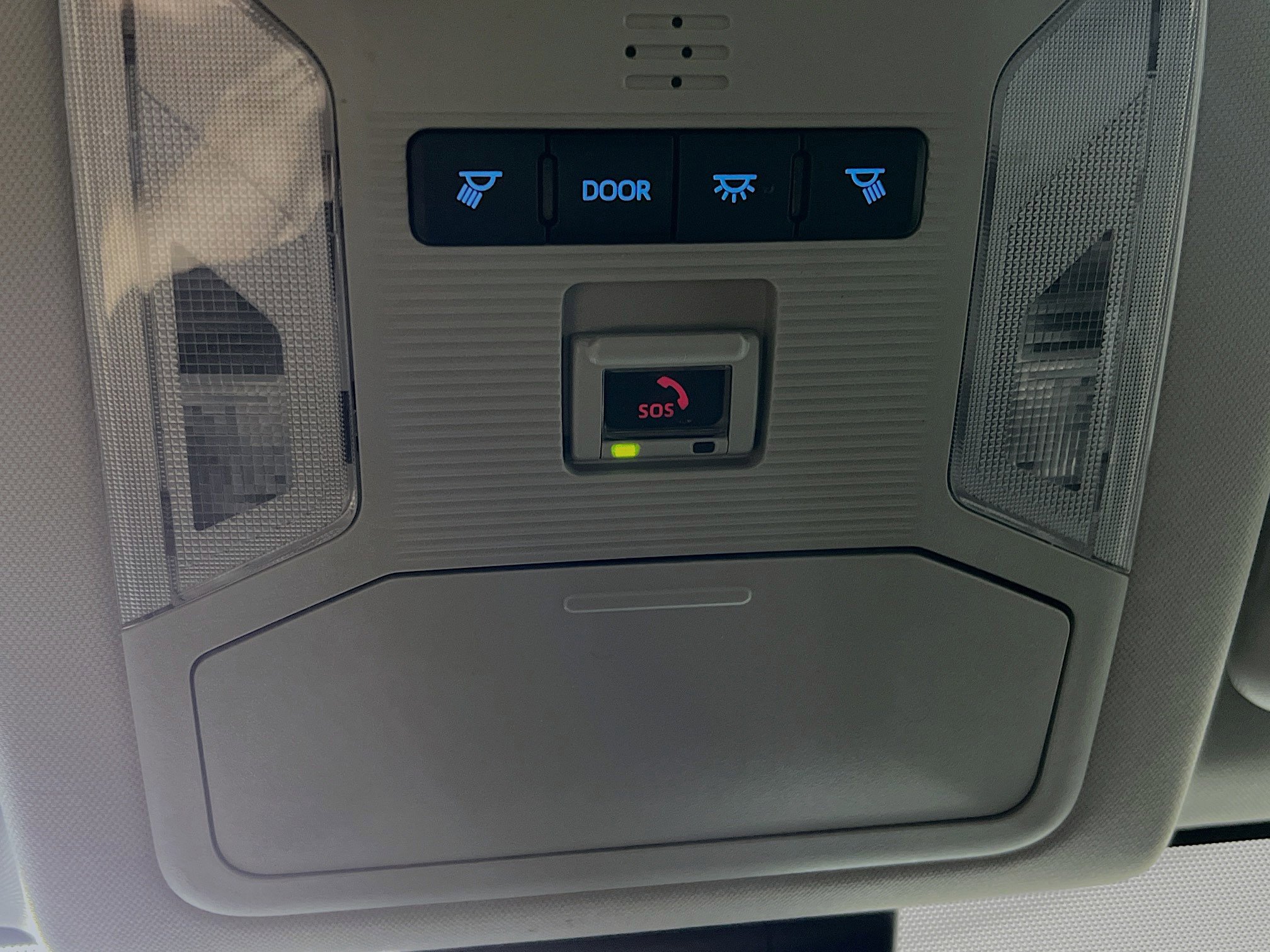 Used 2022 Toyota RAV4 XLE image 22