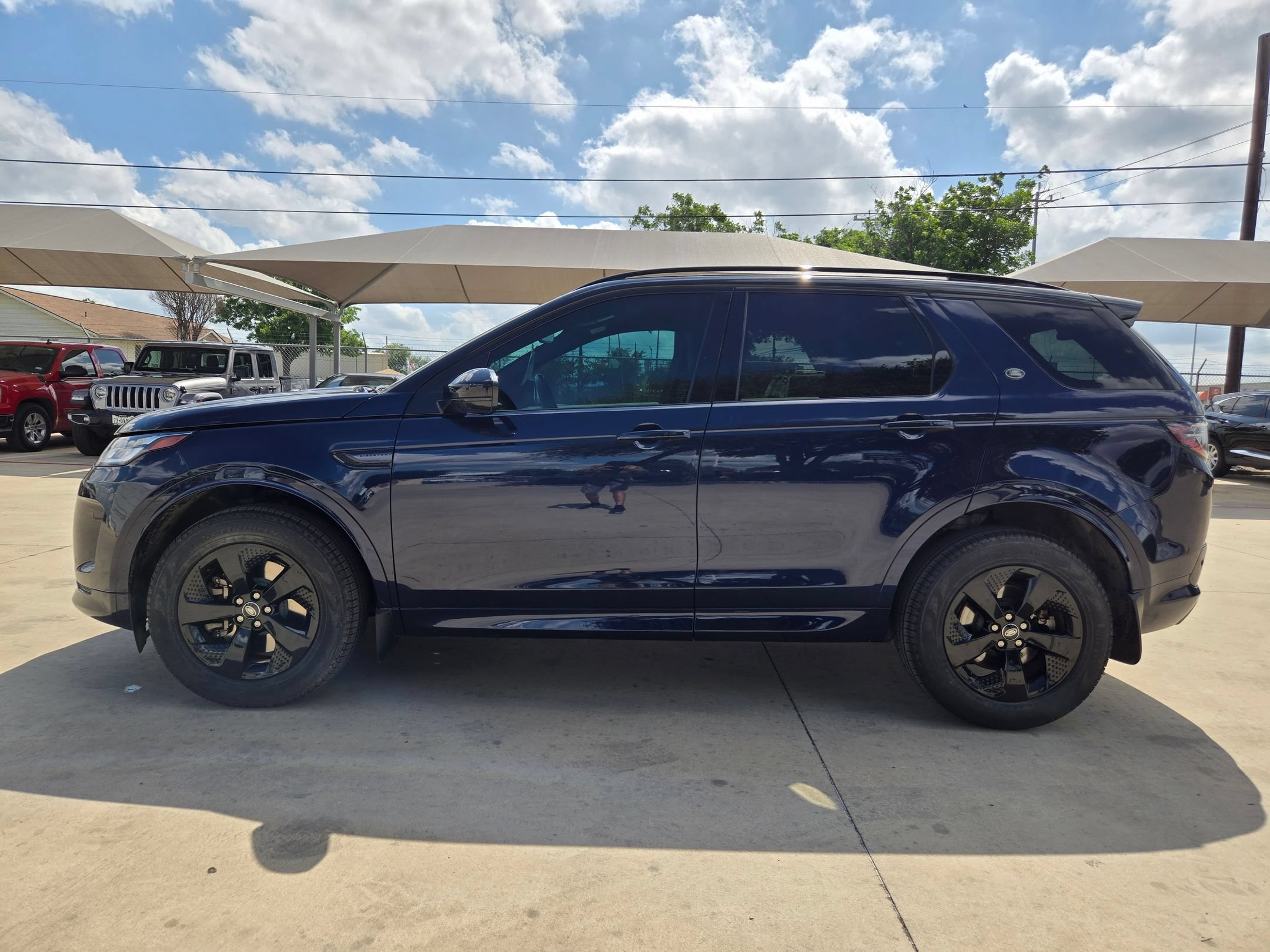 Used 2023 Land Rover Discovery Sport S R-Dynamic AWD/4WD image 4