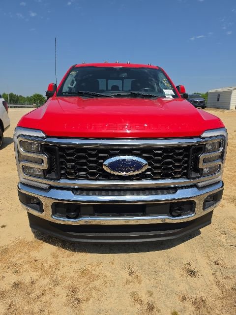 Used 2023 Ford F350 Lariat w/ Lariat Ultimate Package AWD/4WD image 2