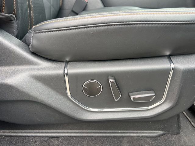 Used 2023 Ford Expedition Platinum image 12